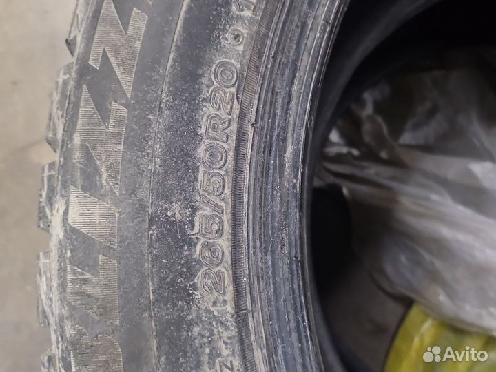 Bridgestone Blizzak 6 265/50 R20 111