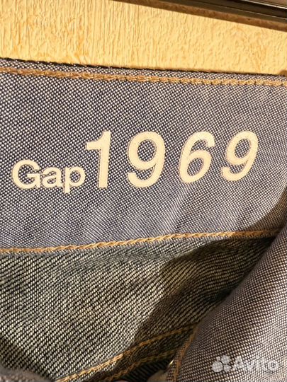 Джинсы gap