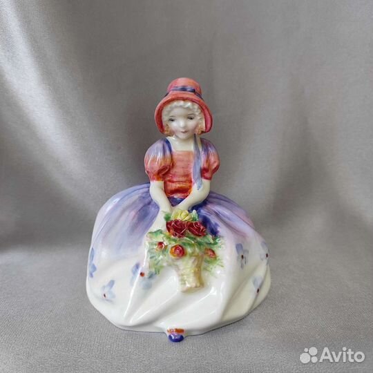 Статуэтка антикварная миниатюра Royal Doulton