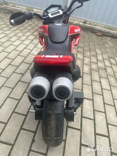 Детский электромотоцикл Ducati Hypermotard