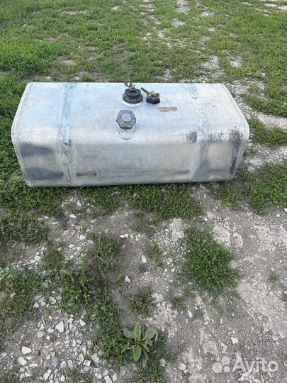 Топливный бак