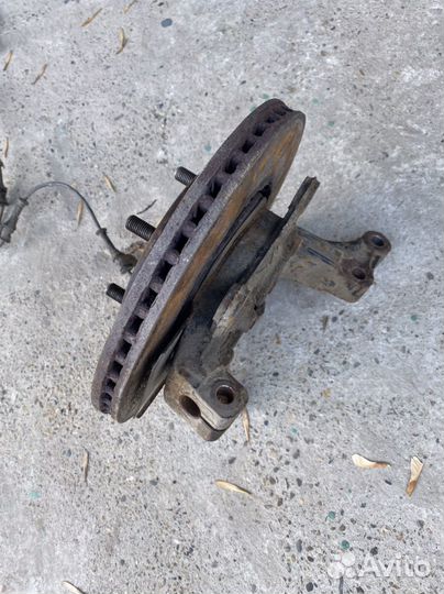 Кулак ступица передний в сборе Kia Ceed 2 JD