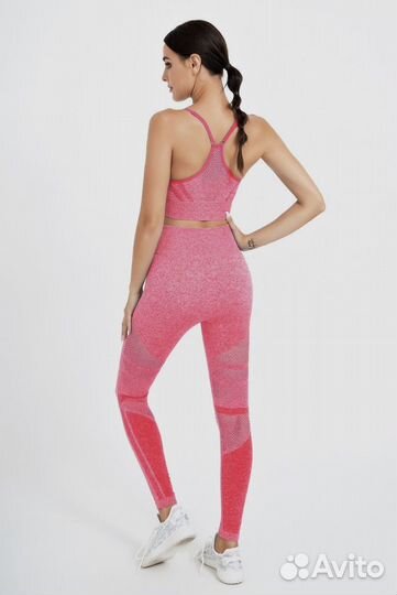 Спортивный костюм женский