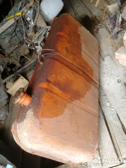 Топливный бак 250 литров