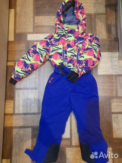 Зимний комбинезон для девочки