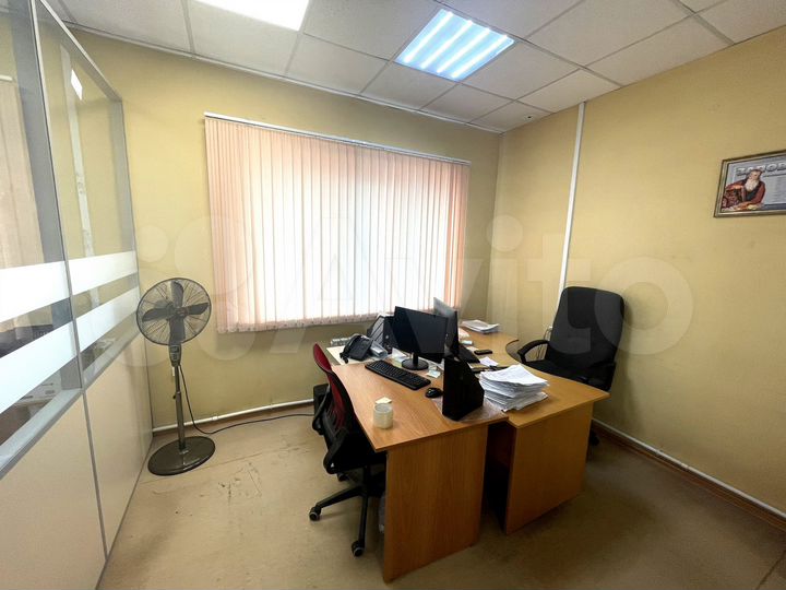 Складские помещения 167 и 151 м² + Офис 140 м²