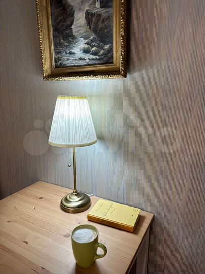 2-к. квартира, 42 м², 1/9 эт.