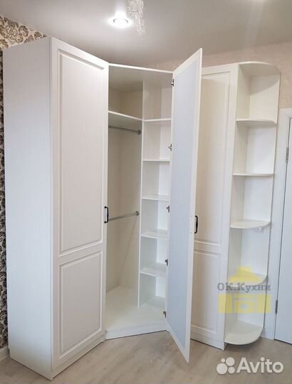 Шкаф стенка