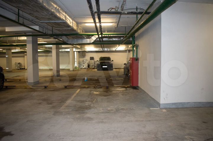 Машиноместо, 15 м²