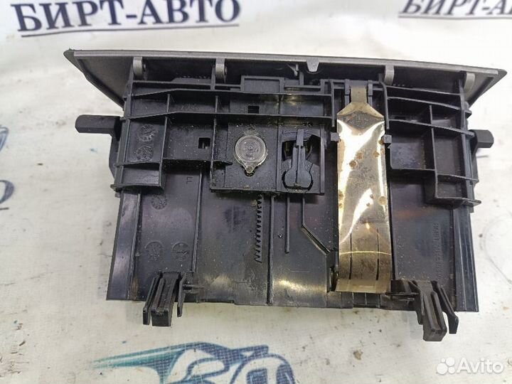 Пепельница Ford Focus II (2005—2008)