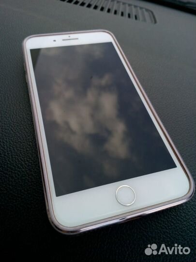 Телефон iPhone 8 plus