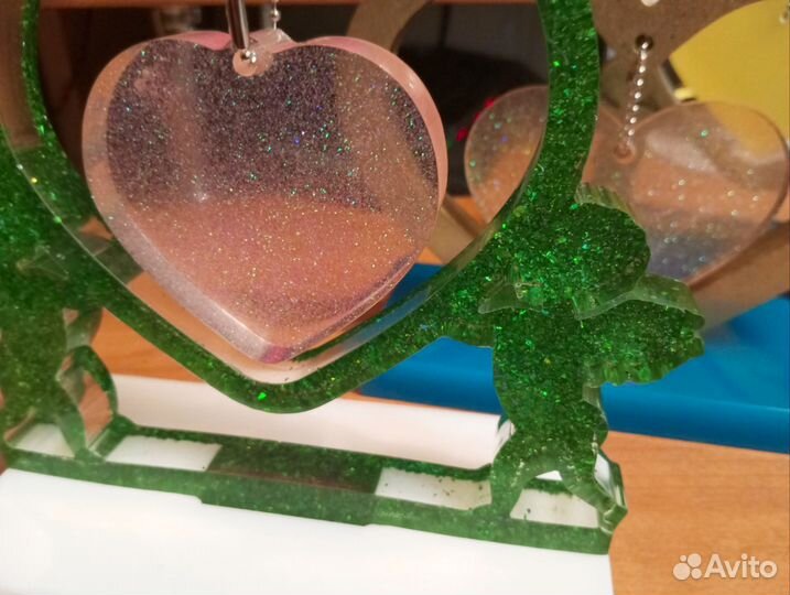 Ангелы с сердцем на подставке (из эпоксидной см