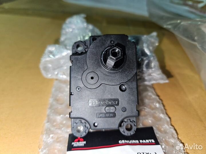 Кнопки стабилизации Mitsubishi Pajero Sport L200