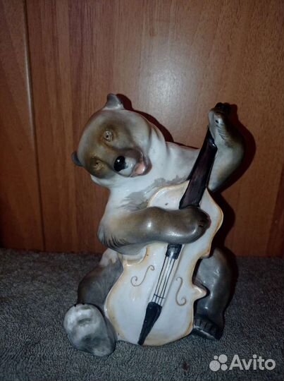 Медведь с басом, лфз