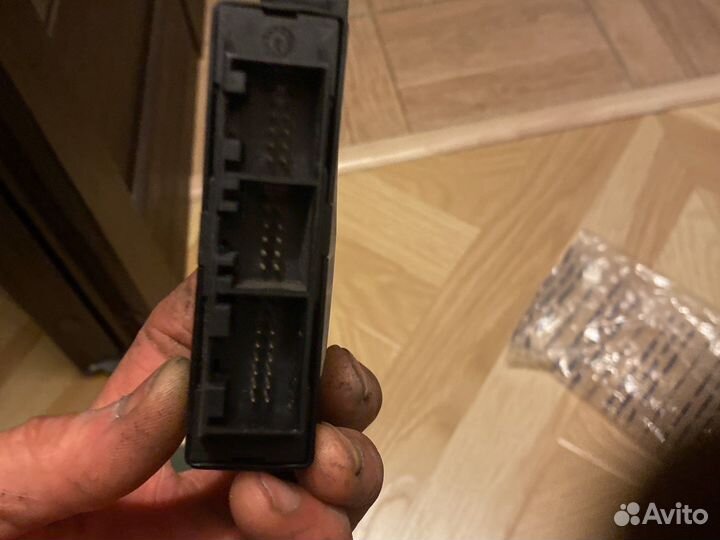 Блок управления парктроников 31341089