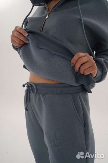 Спортивный костюм новый утепленный
