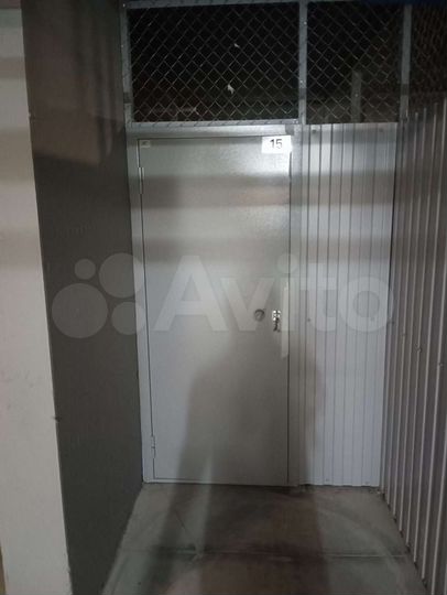 Машиноместо, 10 м²