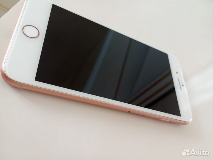 iPhone 8 Plus, 256 ГБ