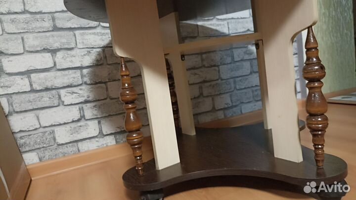 Журнальный стол