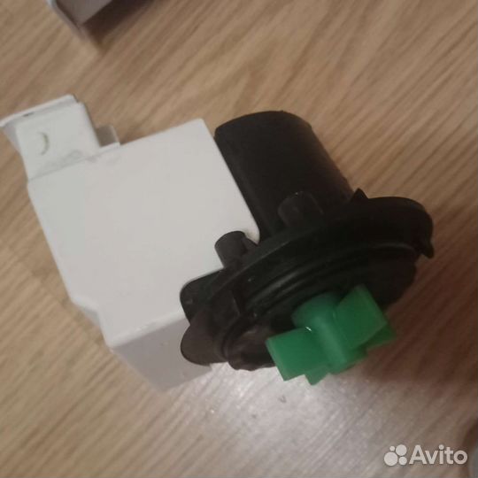 Whirlpool AWE 2214/1 запчасти стиральная машина