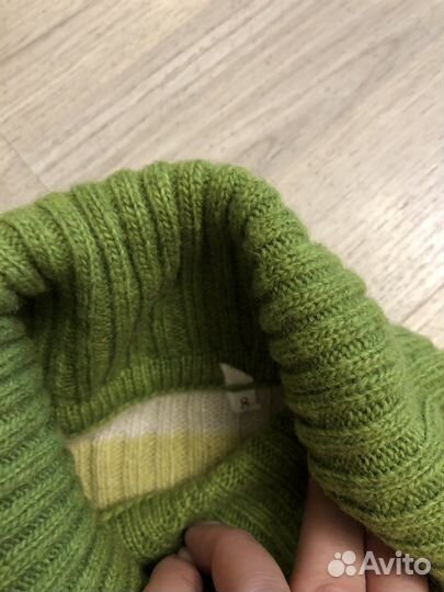 Свитер б/у на девочку