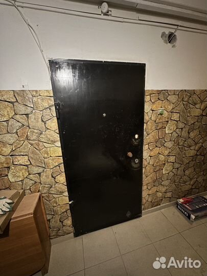 Дверь входная железная бу