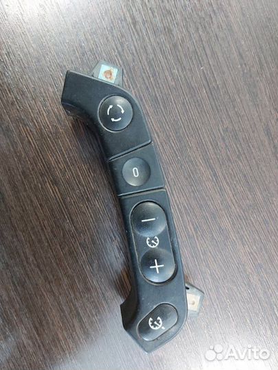 Кнопки на руль Bmw 7 Series E38