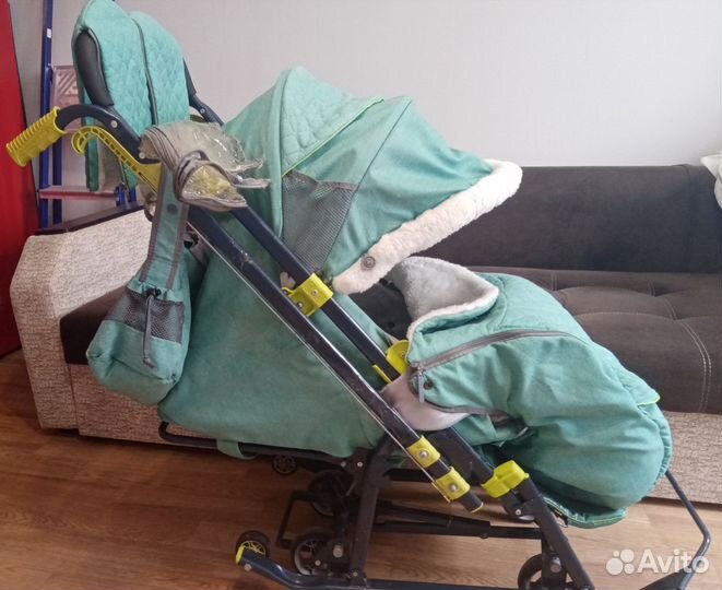 Коляска санки Ника 7.3 меховые на 6 колесах