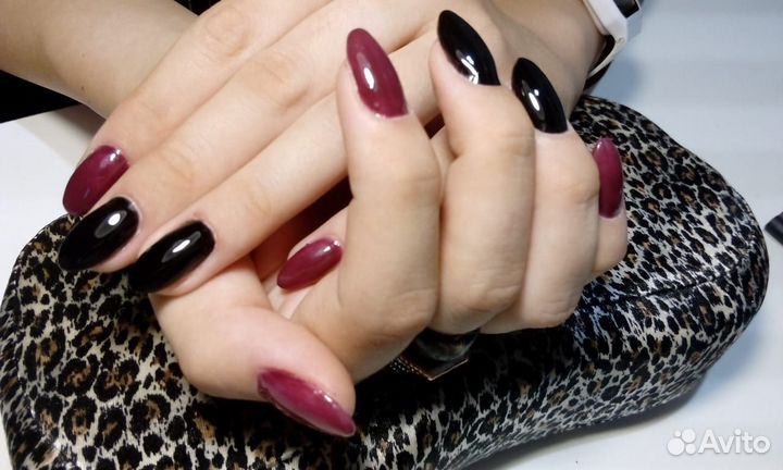 Предлагаем услуги маникюра/педикюра/наращивания