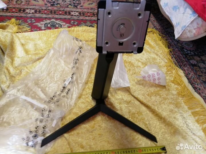 Подставка для монитора 27 LG UltraGear черный Нова