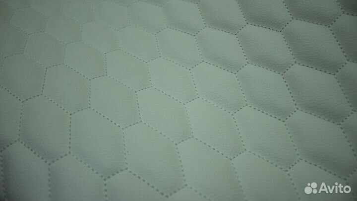 Стеганая экокожа белая с белыми сотами