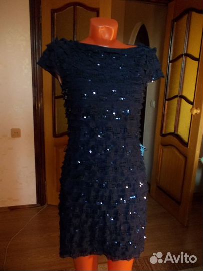 Платье с пайетками