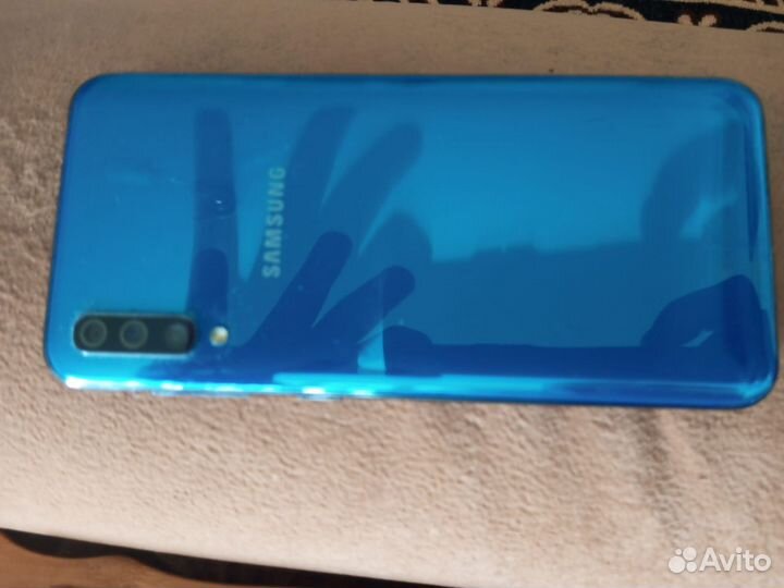 Samsung Galaxy A50, 6/128 ГБ