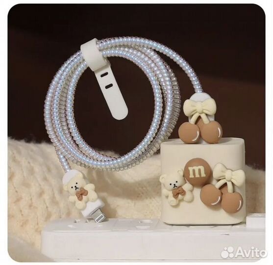 Чехол для зарядки iPhone