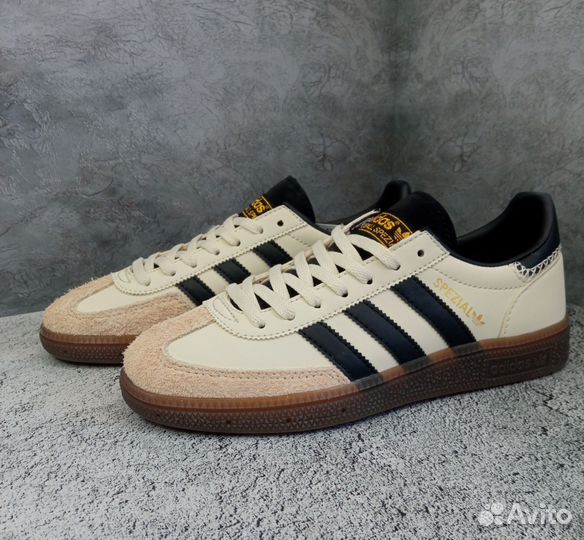 Кроссовки Adidas spezial натуральные 36-40