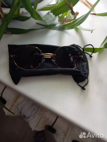 Солнцезащитные очки женские