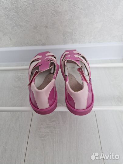 Сандалии для девочки 31 размер