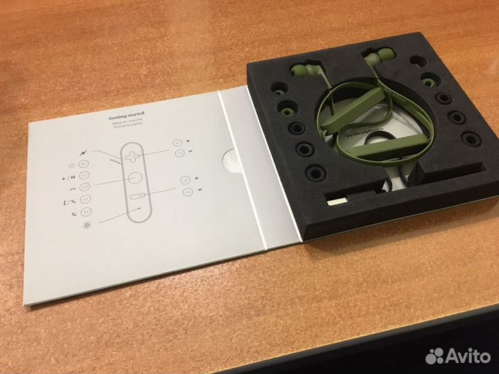 Беспроводные наушники Jays t-Four Wireless