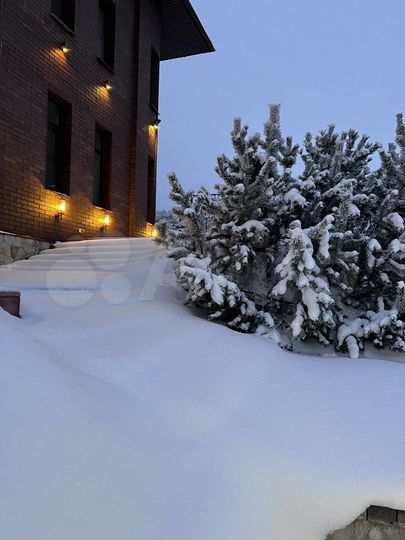 Дом 490 м² на участке 24 сот.