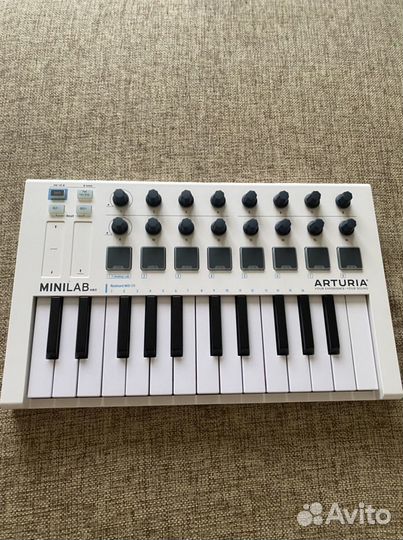 Миди клавиатура arturia aruria mk 2