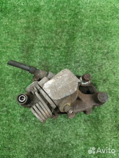 Суппорт тормозной задний левый Ford Focus 2 1.6