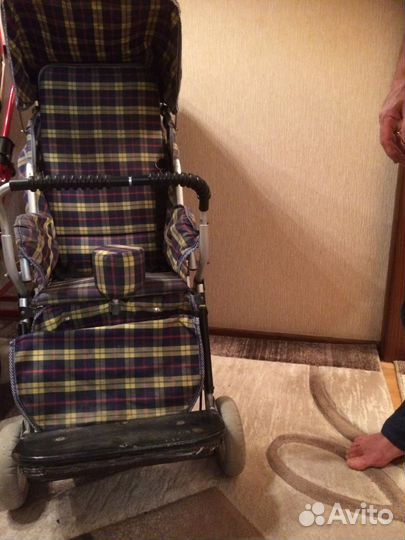 Коляска для детей с дцп