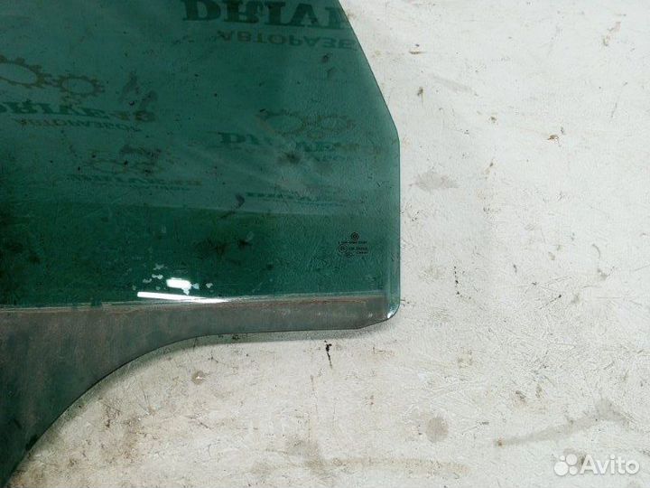 Стекло заднее левое Volkswagen Polo хетчбэк 1 2008