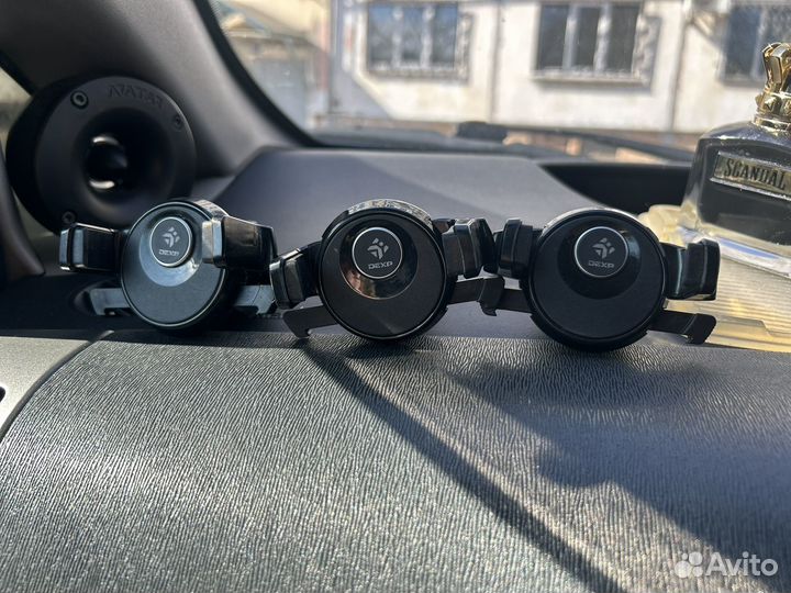 Держатель для телефона в машину