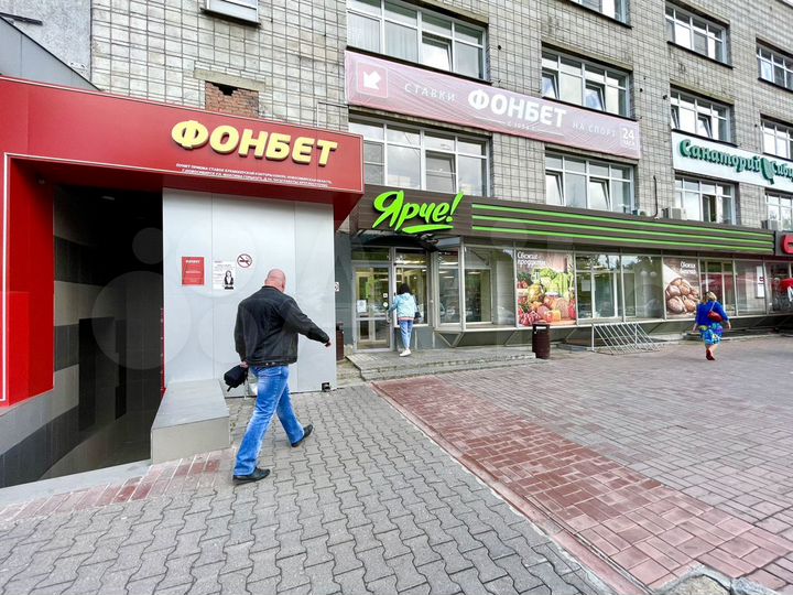 С арендатором Ул Горького 240 м² подвал