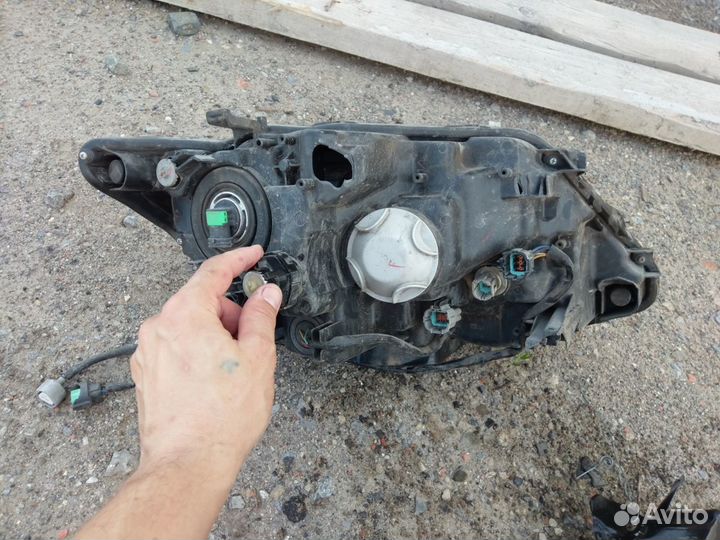 Битая Фара nissan x-trail t32 2013-19