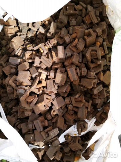 Болт клеммный в сборе б/у