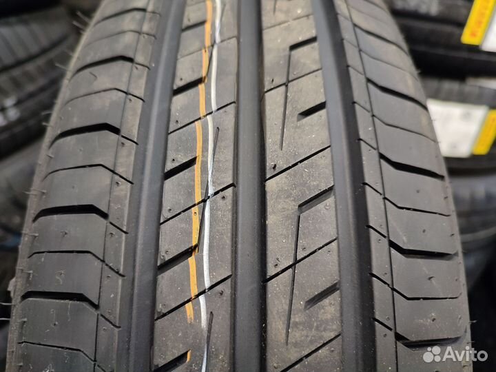 Tracmax X-Privilo TX5 195/55 R15 85V