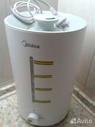 Ультразвуков увлажнитель воздуха Midea,мнu 30224MW