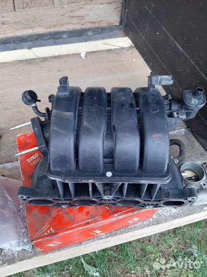 Коллектор впускной Suzuki SX4 M15A